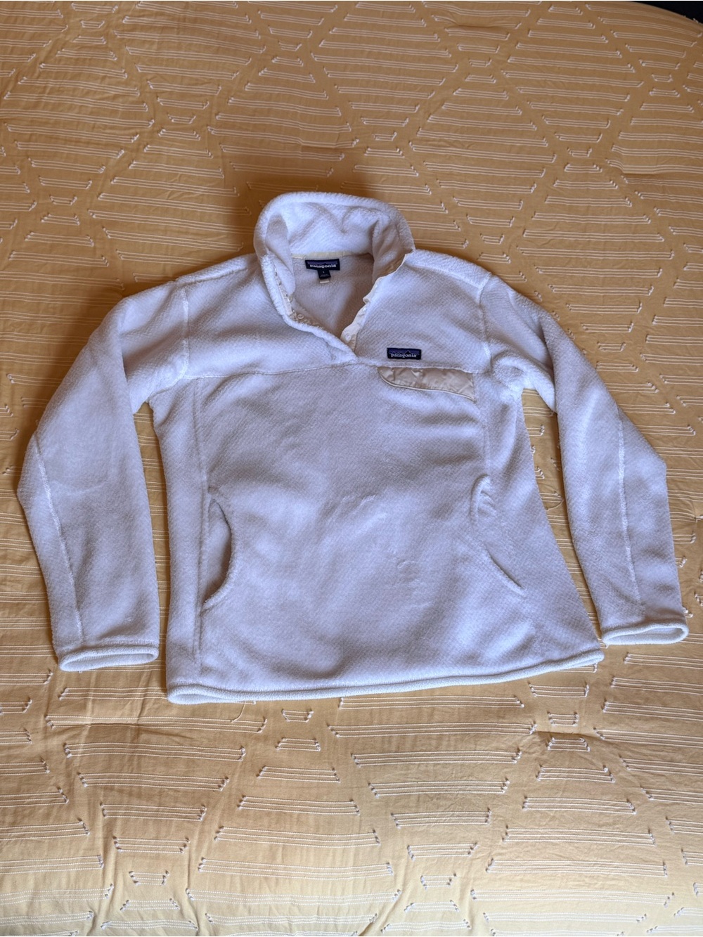Patagonia Cream Quarter-Zip Fleece Pullover